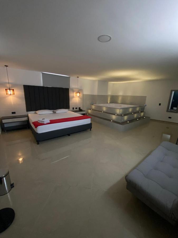 Hotel California City Medellin Exterior photo