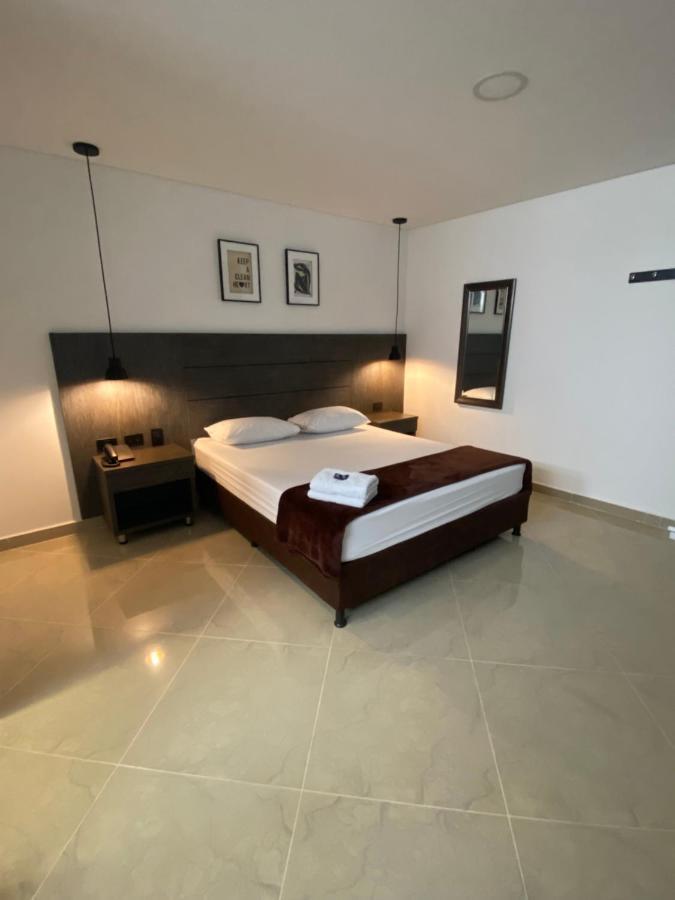 Hotel California City Medellin Exterior photo