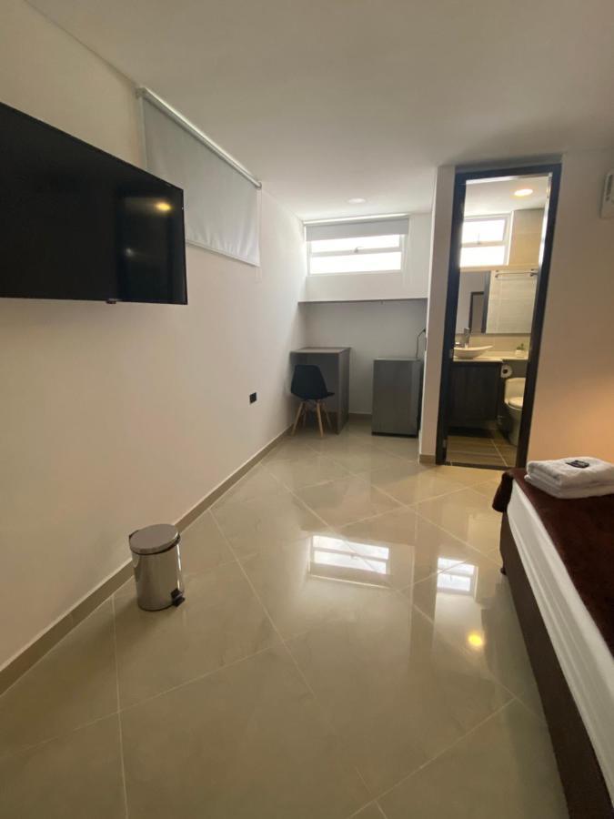 Hotel California City Medellin Exterior photo