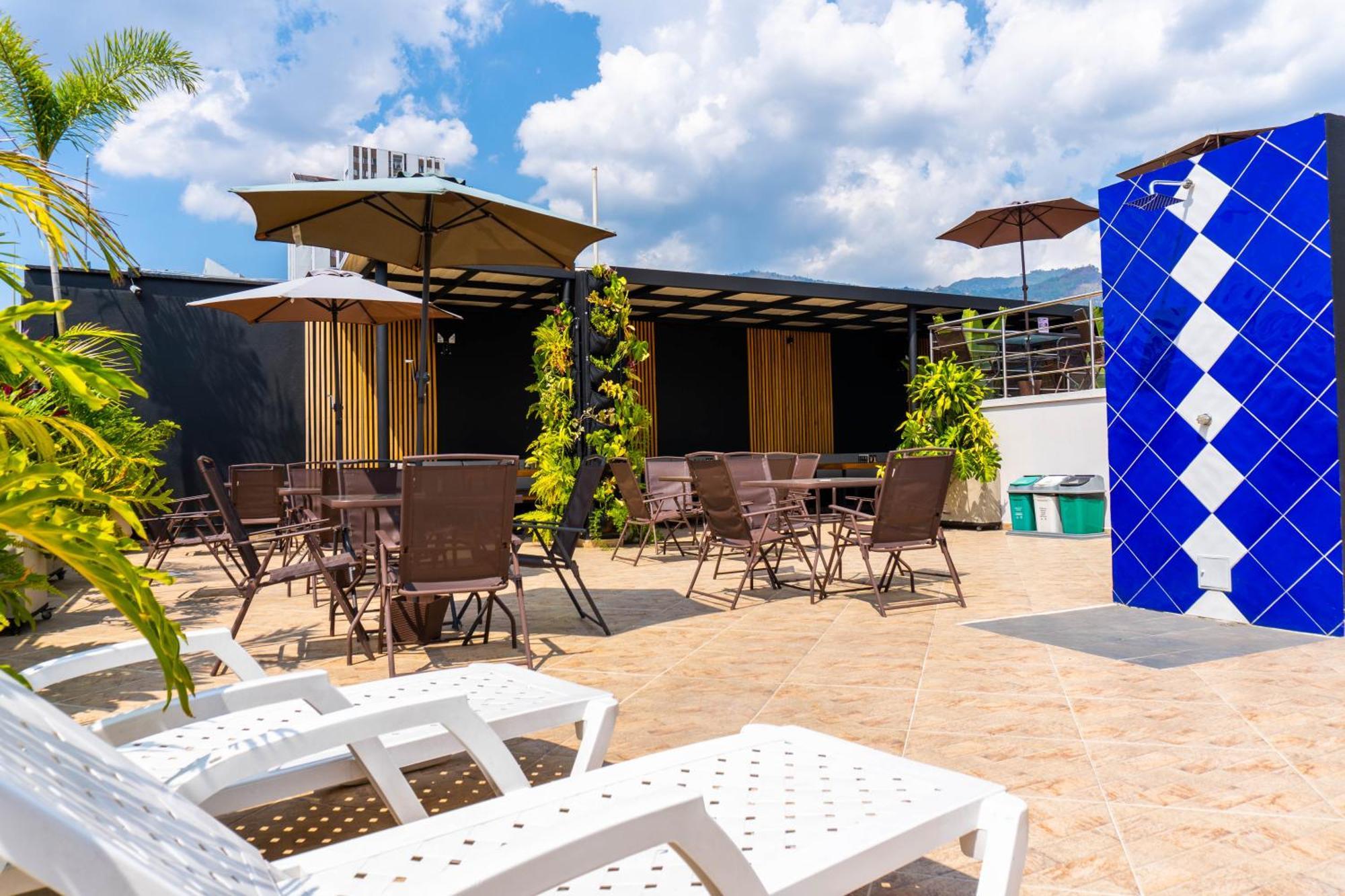 Hotel California City Medellin Exterior photo